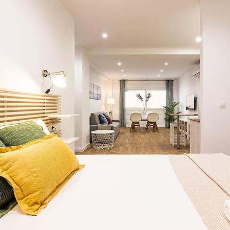 Malagueta Apartments มาลากา ภายนอก รูปภาพ