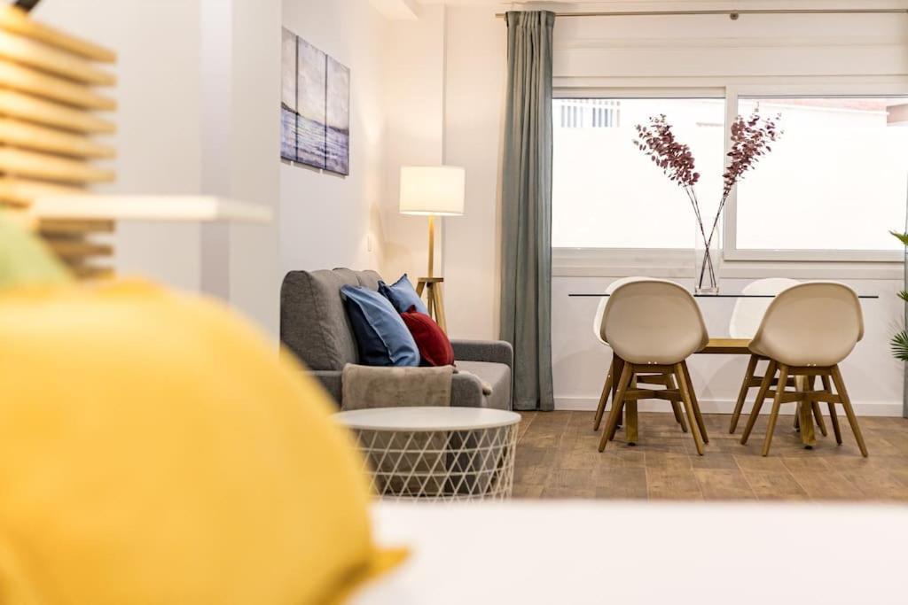Malagueta Apartments มาลากา ภายนอก รูปภาพ